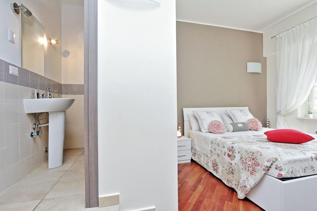 San Pietro Stazione Guest house Rome