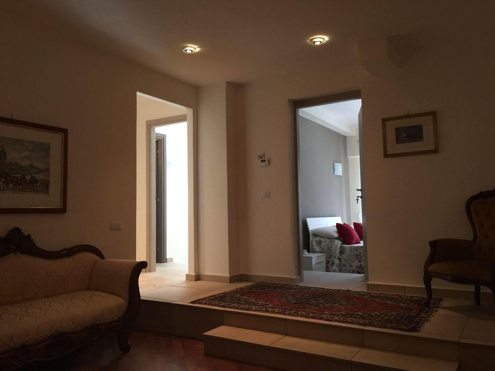 San Pietro Stazione Guest house